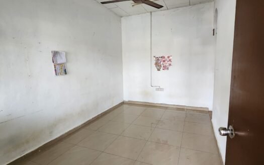 Single Storey For Sale RM355K / Taman Belibis, Simpang Ampat