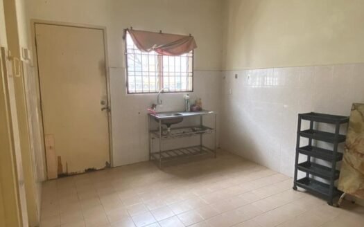 2-storey Terrace @Taman Idaman For rent RM1300 /Simpang Ampat