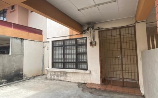 2-storey Terrace @Taman Idaman For rent RM1300 /Simpang Ampat