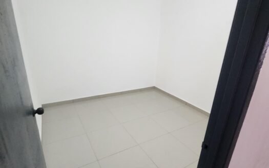 Single Storey House @Taman Belibis For Rent RM1000 / Simpang Ampat