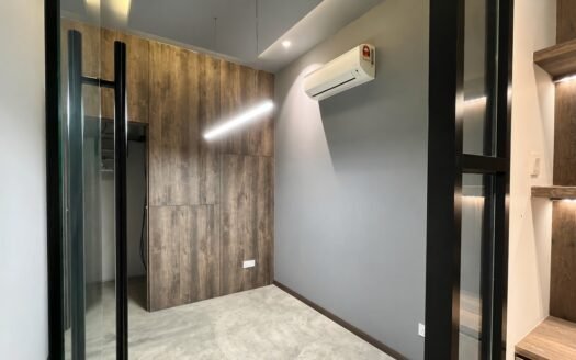 Butterworth  Ground Floor Retail Space/Office for rent RM4K /Jln Ong Yi How/ Jln Mesra Permai