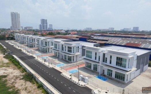 ORANGE INDUSTRIAL PARK / 2-STOREY SEMI-D INDUSTRIAL FACTORY FOR RENT RM15K