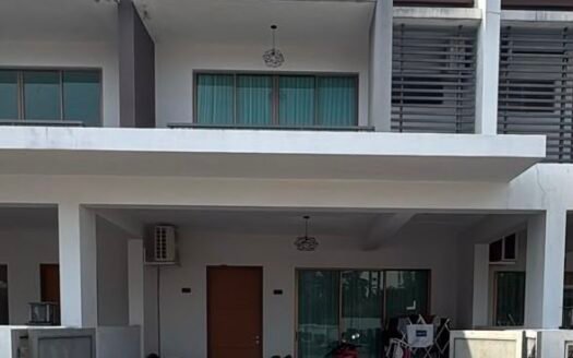 Gated & Guarded  Begonia Villa 2 Storey Terrace House For Sale RM650K / Fully Furnished